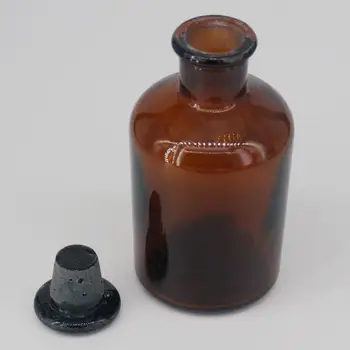 Флакон с узким горлышком из коричневого стекла объемом 250 мл с обучающей лабораторной посудой для химии Stooper - Изображение 1  